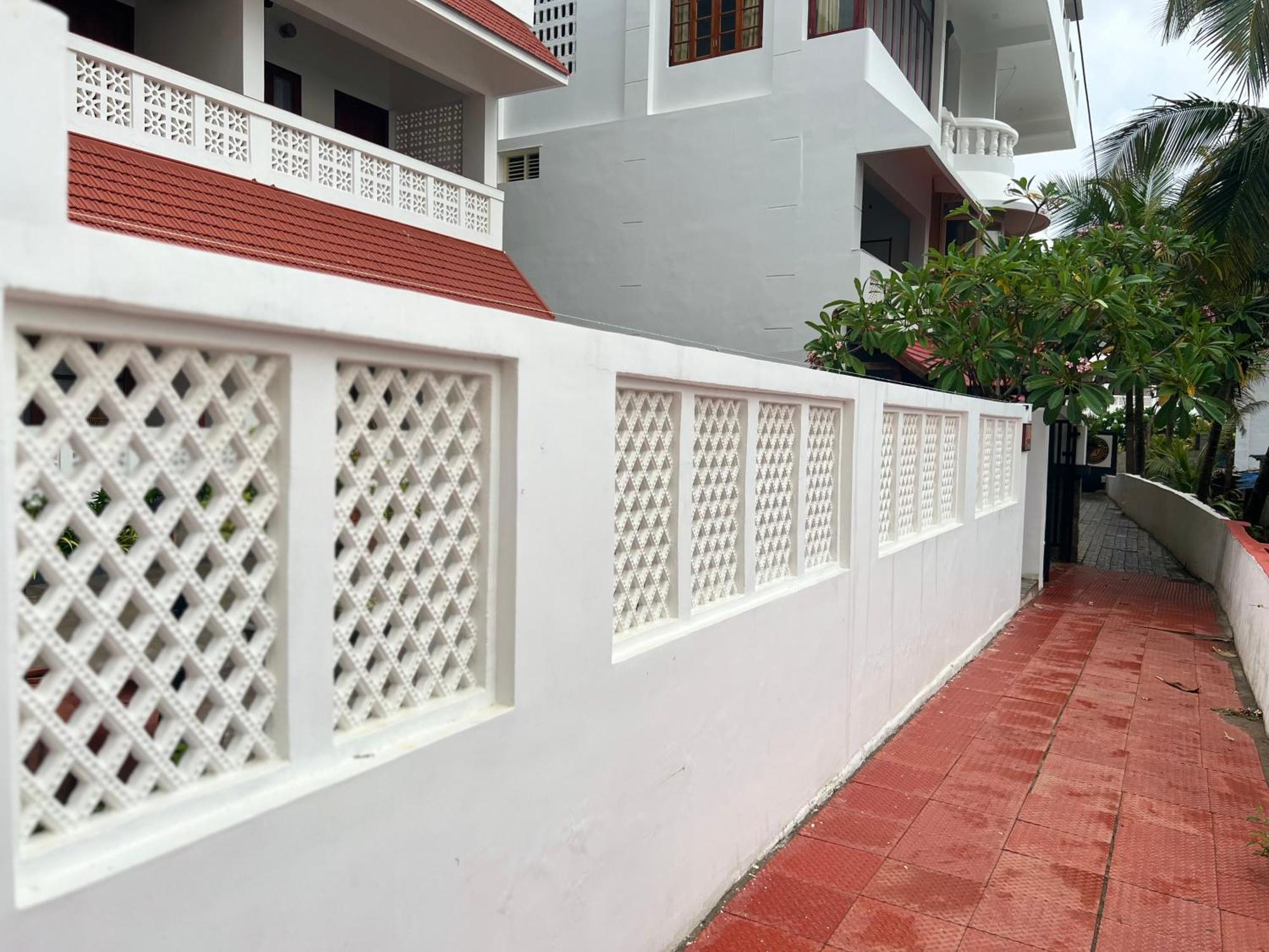 Buddha Beach Hotel Kovalam Zewnętrze zdjęcie